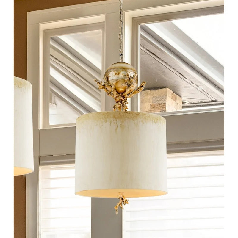 Suspension de cuisine avec abat-jour tambour ivoire, or et argent par Lucas McKearn