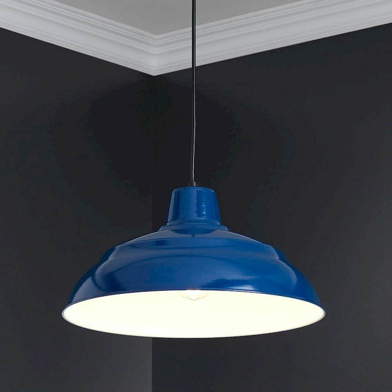 Suspension simple de la série R de Millennium Lighting, 17 pouces de large.