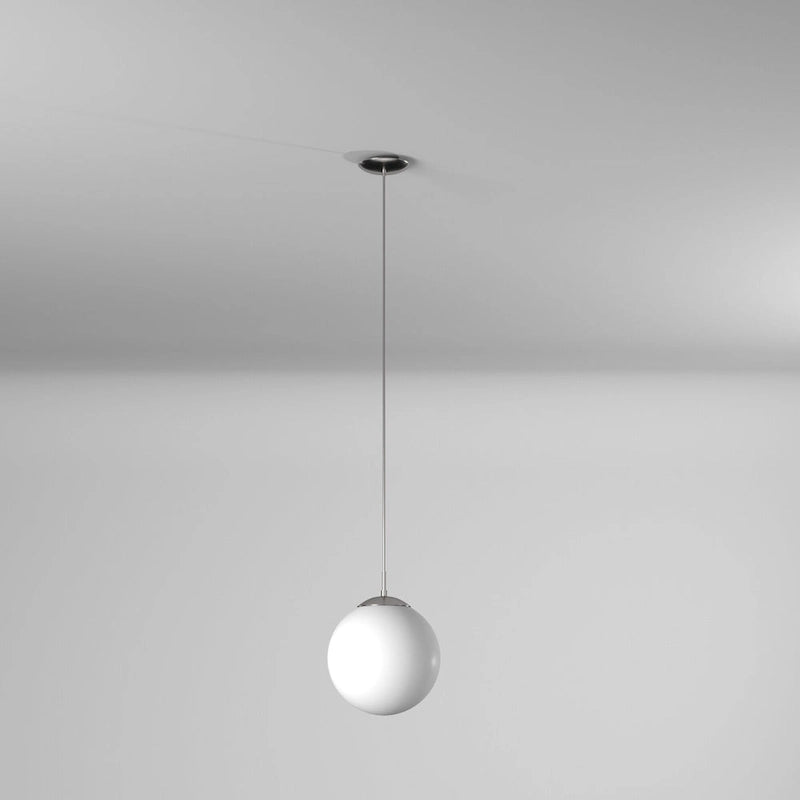 Suspension Eglo Rondo à une lumière, 60 watts, finition nickel mat et verre opale