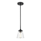 Suspension Josleen de Millennium Lighting, disponible en plusieurs finitions avec abat-jour en verre transparent