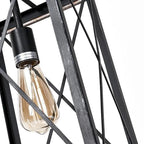 Suspension lanterne carrée en bois vieilli à une lumière, style ferme.