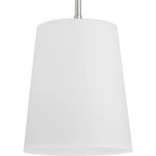 Suspension Clarion Collection à une lumière, finition nickel brossé et blanc gravé, style transitionnel - 22,9 cm x 22,9 cm x 28,9 cm