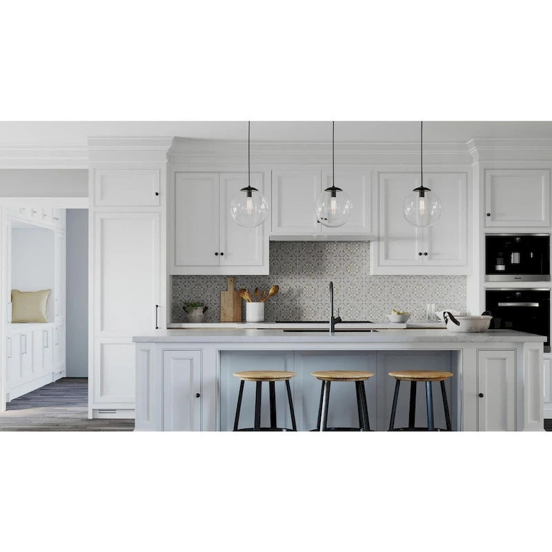 Suspension Atwell Collection à 1 lumière en verre transparent noir mat - 30,5 cm x 30,5 cm x 31,8 cm