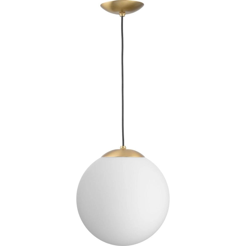 Suspension Atwell Collection en bronze brossé et globe en verre opale, grand format - 30,5 cm x 30,5 cm x 31,8 cm