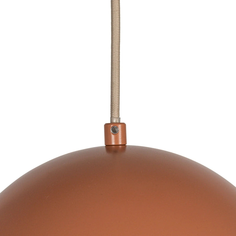 Suspension en métal festonné